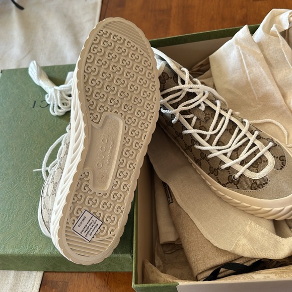Gucci Sneakers Beige GG monogram logo.  Size 7 - Picture 3 of 8